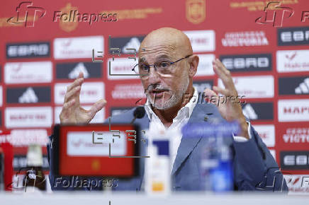 Luis de la Fuente anuncia lista de convocados para partidos clasificatorios para el Mundial 2026