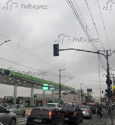 Semáforos inoperantes na Avenida Otávio Braga de Mesquita 