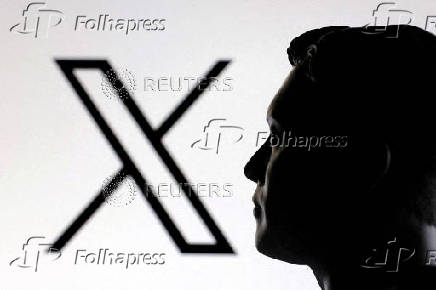 FILE PHOTO: Illustration shows 3D-printed miniature model of Elon Musk and X logo