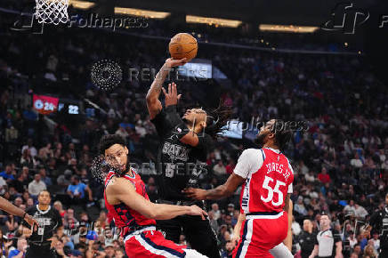 NBA: San Antonio Spurs at Los Angeles Clippers