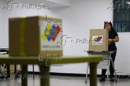 Venezolanos salen a votar en una segunda consulta para elegir proyectos de comunidades
