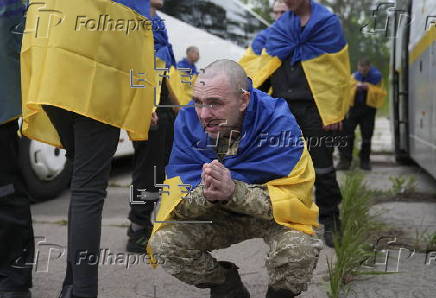 Russia and Ukraine exchange prisoners of war