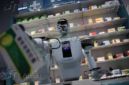 'Face to Face with robotics' technology salon held in Beijing