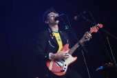 Beach whatherd se apresentam no palco do c6 fest