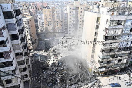 Israel carries out renewed airstrikes on southern Beirut neighborhood