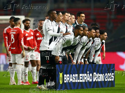 Brasileiro Championship - Internacional v Vasco da Gama