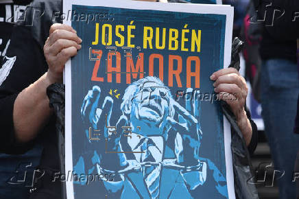 Periodistas y activistas guatemaltecos exigen al Supremo la libertad de José Rubén Zamora