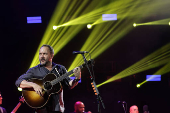 DAVE MATTHEWS BAND