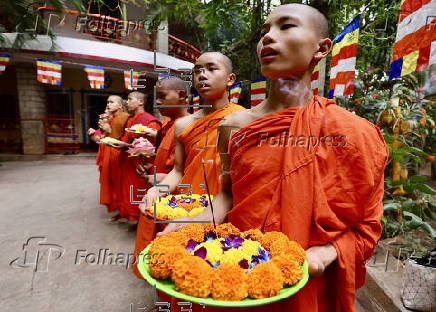 Buddhist monks attend Guru Purnima prayers in Bangalore