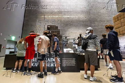 Smithsonian refutes allegations it is removing artifacts from the National Museum of African American History and Culture