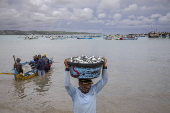 Bad weather and high waves warning for Bali