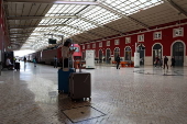 Train workers strike in Lisbon