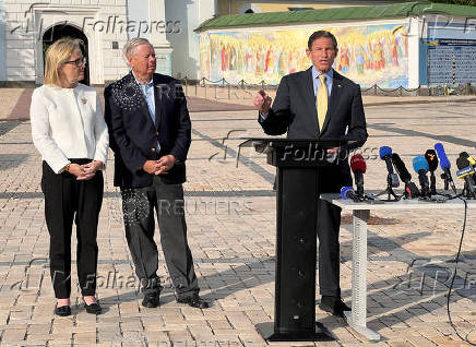 U.S. Senators Graham and Blumentha visit Kyiv